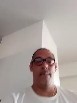 big_vittollo - Big_vittollo's free webcam - UK Sex Cams