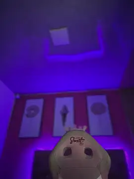 sasha-18 - Sasha-18's free webcam - UK Sex Cams