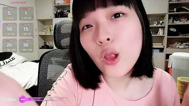 美女87wawa在线直播