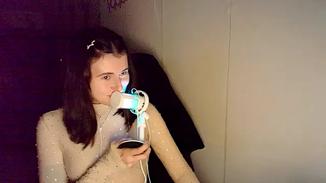 kristinascott - KristinaScott's free webcam