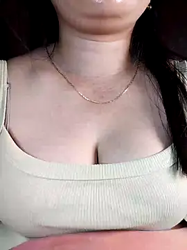 reina_fcup01 - Reina_Fcup01's free webcam - UK Sex Cams