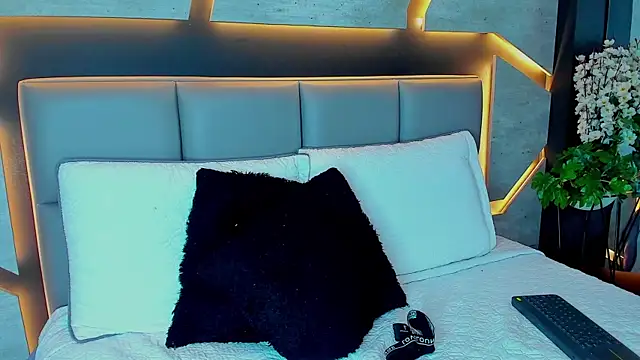 valeriabigass - Valeriabigass's free webcam - UK Sex Cams