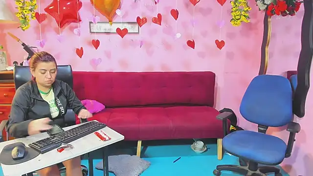 lesbiancuple - Lesbiancuple's free webcam