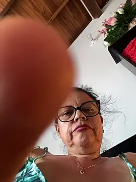 Webcam Model (Sharongirl07) is live