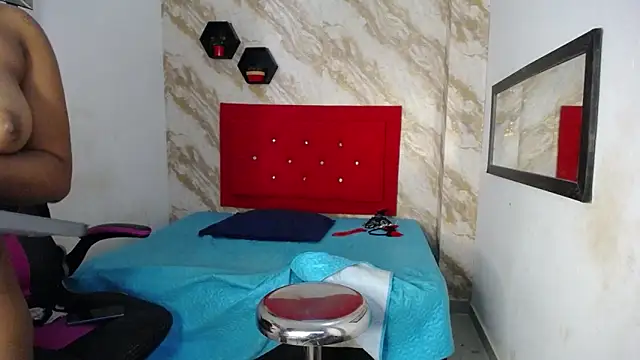 issa__love - Issa__love's free webcam - UK Sex Cams