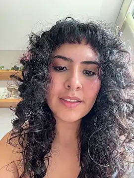 Webcam Model (SugarTroubl33)  is live.Free join now!