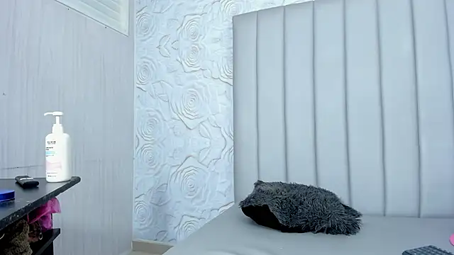 cleopatra_trans - Cleopatra_Trans's free webcam - UK Sex Cams