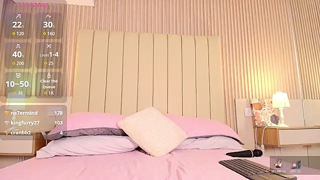 alessia_moon1 - Alessia_moon1's free webcam - UK Sex Cams