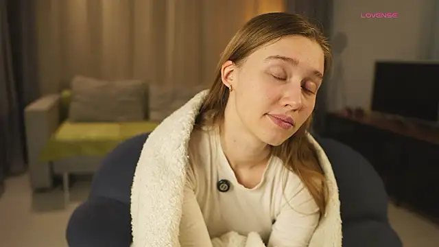 sharanewbern - SharaNewbern's free webcam - UK Sex Cams