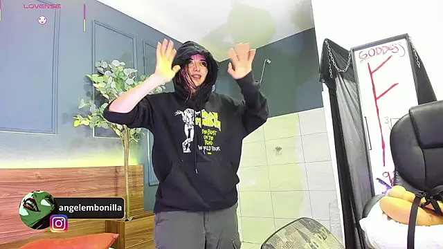 Fallen_Angel999777 webcam