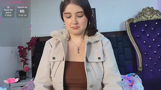 Krystal_Heartss webcam