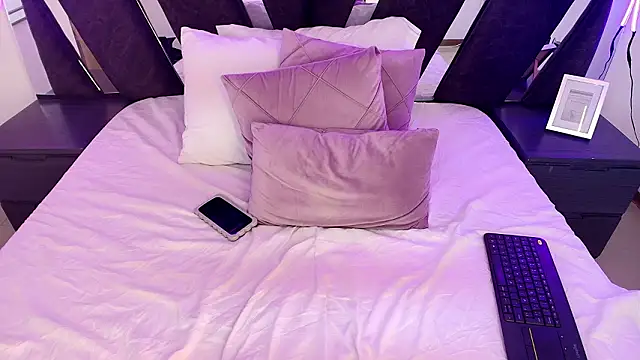 sophia_love__ webcam