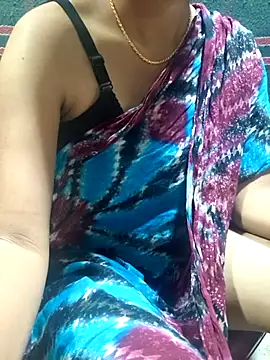 call_me_mouni099 webcam