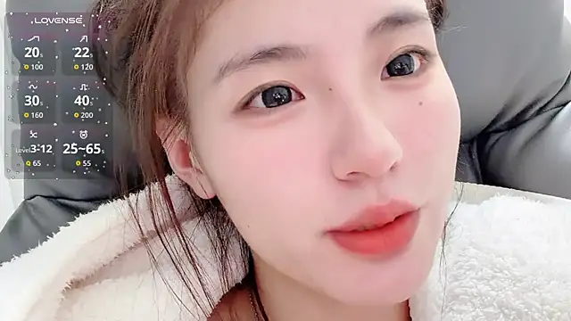 H-2005 Live Webcam on Stripchat