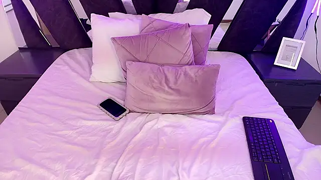 sophia_love__ webcam