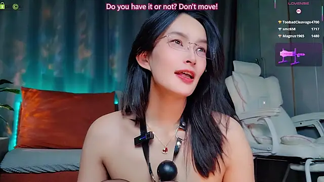 youth3_ (F young) - 扩阴器看骚穴