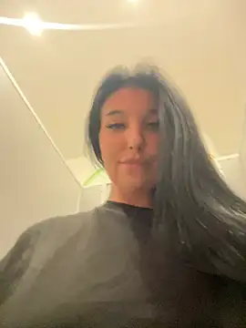 tisha_busty (F milf) - slide finger in tight pussy in store