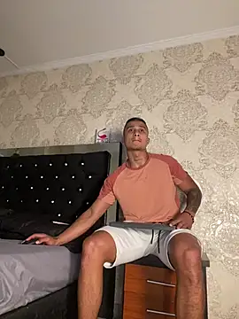 thiagoblaze (M young) - SHOW COCK AND MASTURBATION