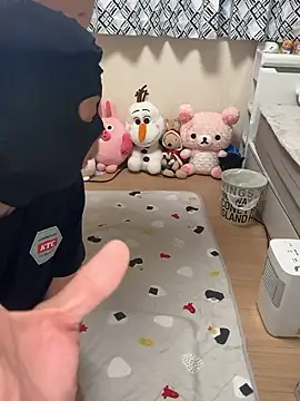 kobaru69 (Ask my age) - ブラぽい✨✨🪭遠近法👉👈