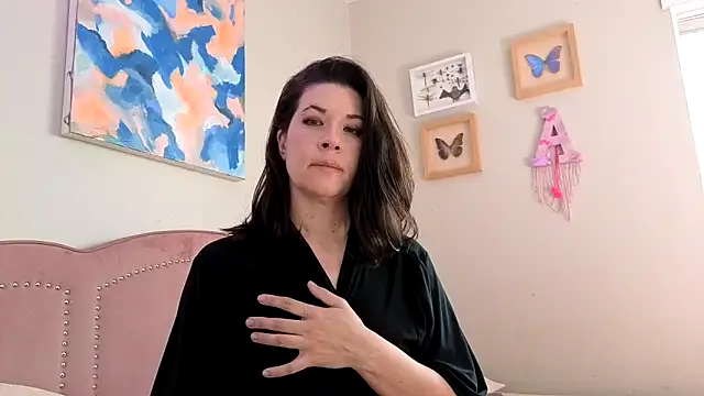 lodestar (F milf) - naked and pussy play in front of window