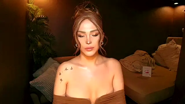 xxMADAMExx webcam
