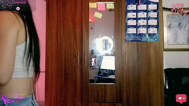 laugrayj - LauGrayJ's free webcam - UK Sex Cams