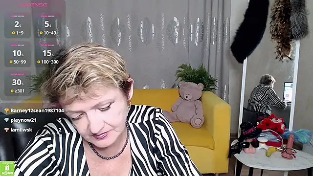 SexyGrandma_ webcam