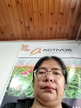 __valentina18 webcam