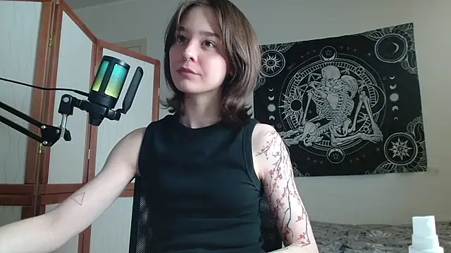 Mysterious_Toy webcam