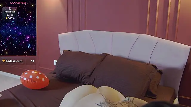 ravenryx - Ravenryx's free webcam