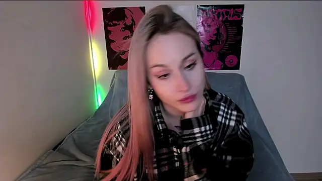 aviva_faith - Aviva_faith's free webcam - UK Sex Cams