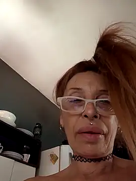 frozenwaffle (F mature) - My pussy need pleasure