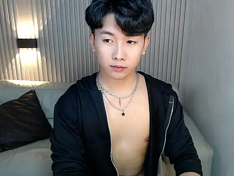 dangerzone0122 webcam