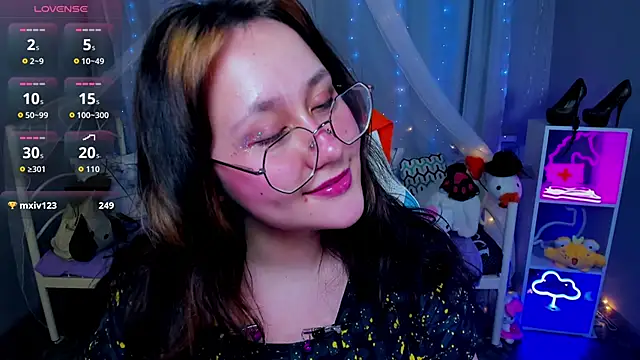 juditheverly - JudithEverly's free webcam - UK Sex Cams