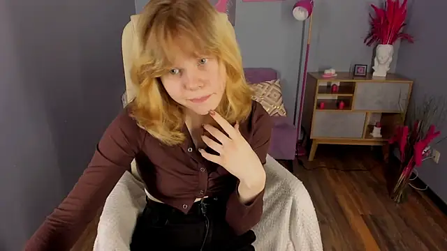 soft_flame - Soft_Flame's free webcam - UK Sex Cams