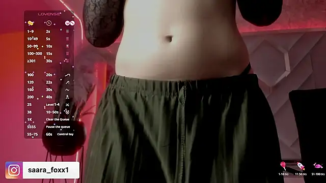 Sara_Foxx1 webcam