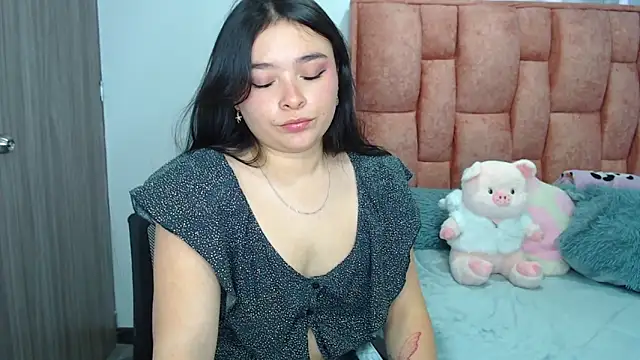 nahia__2 - Nahia__2's free webcam - UK Sex Cams