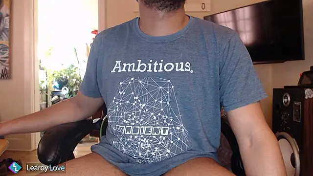 learoy_love (Ask my age) - Cum at goal