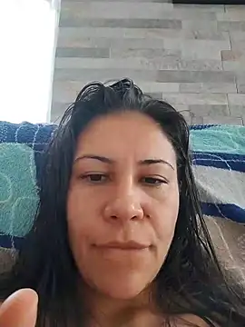 KittyHoleshot87 webcam