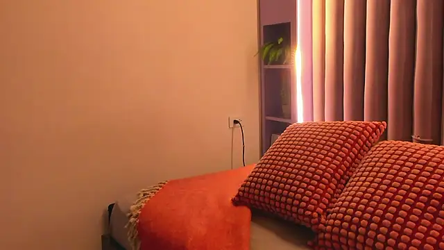 ChloeeMiller__ webcam