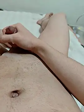 harylovex - HaryloveX's free webcam - UK Sex Cams