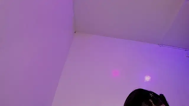 belinda_braund - Belinda_Braund's free webcam - UK Sex Cams