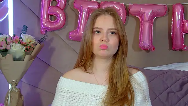 SelinSwarovski webcam