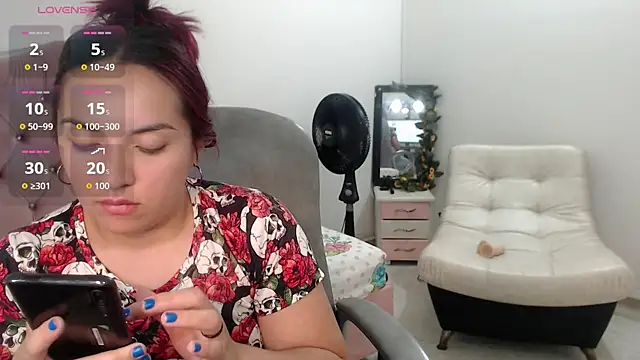 nicoll_crazzy webcam