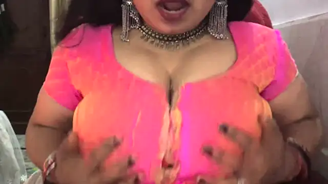 Dolly_Darling221 webcam