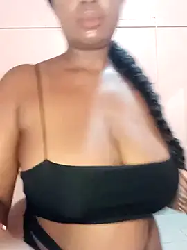 Luciouslips00 webcam