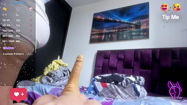 Alicia_Whitee webcam