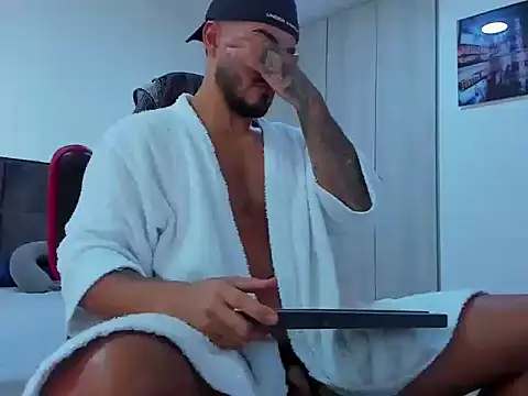 Alexander_Martines webcam