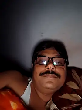 srmotrs - Srmotrs's free webcam - UK Sex Cams