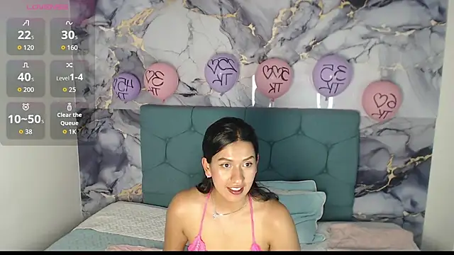 roseeluna - RoseeLuna's free webcam - UK Sex Cams